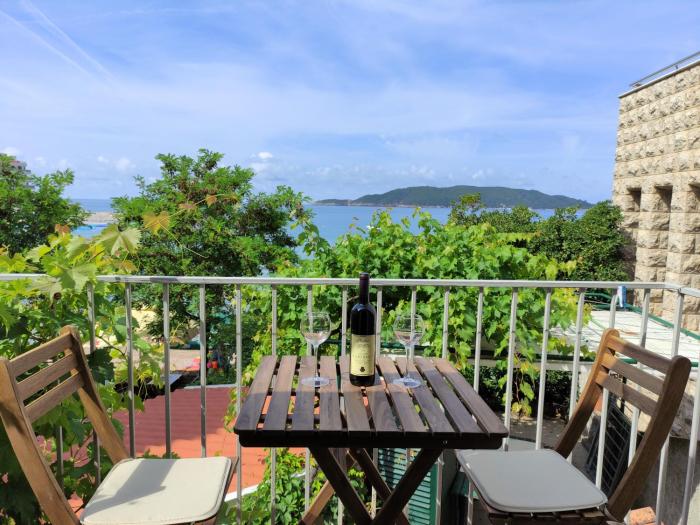 Fisherman House Apartments