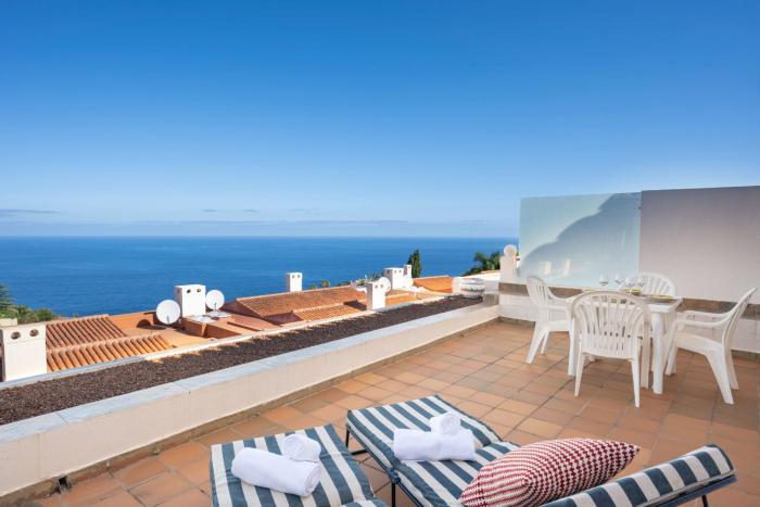 Cosy flat with sea views in Santa Ursula