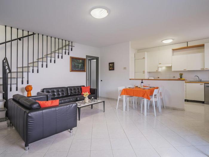 Holiday Home Lucerna Due-3 by Interhome