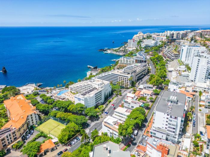 Lido Sunrise Apartment by Homie