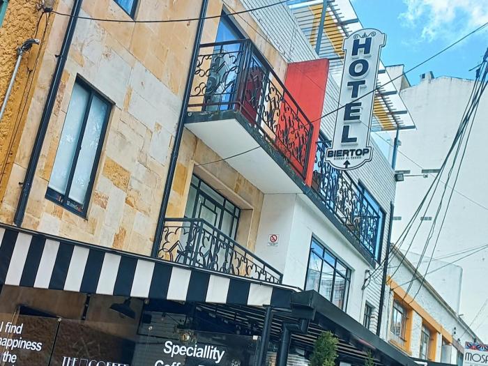 Alojamiento Mosaic House