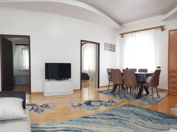 Ninos apartment-Isolated floor for rent