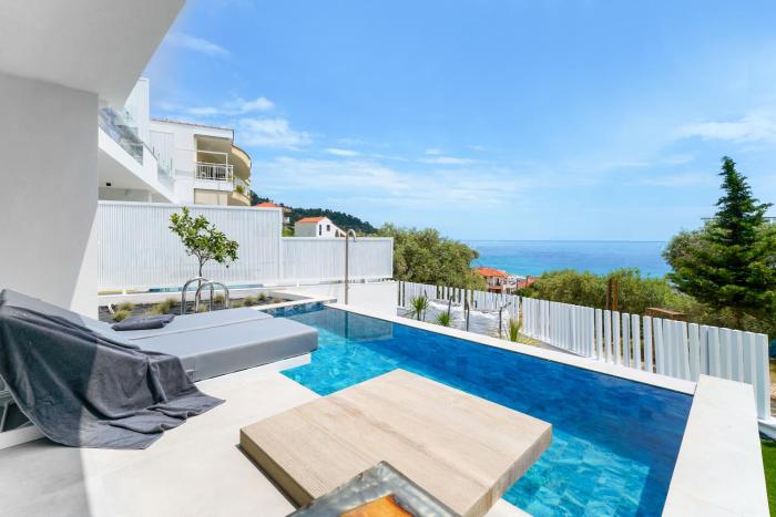 Mythodea Prive Luxury Suites