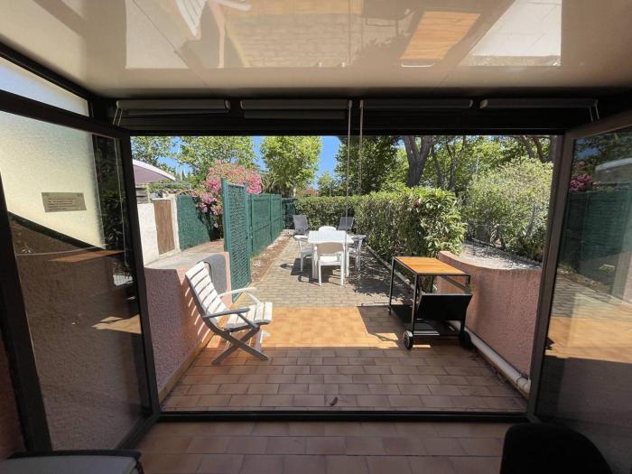 Villa 2 Pièces Mezzanine Climatisée avec Terrasse Privée - 6 Couchages - Saint Cyprien Plage - FR-1-106-36