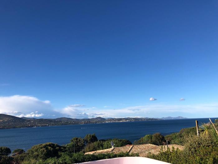 Enchanting Studio + pool St Tropez