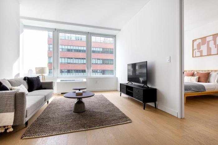 FiDi 1BR w Gym Doorman nr World Trade Center NYC-537