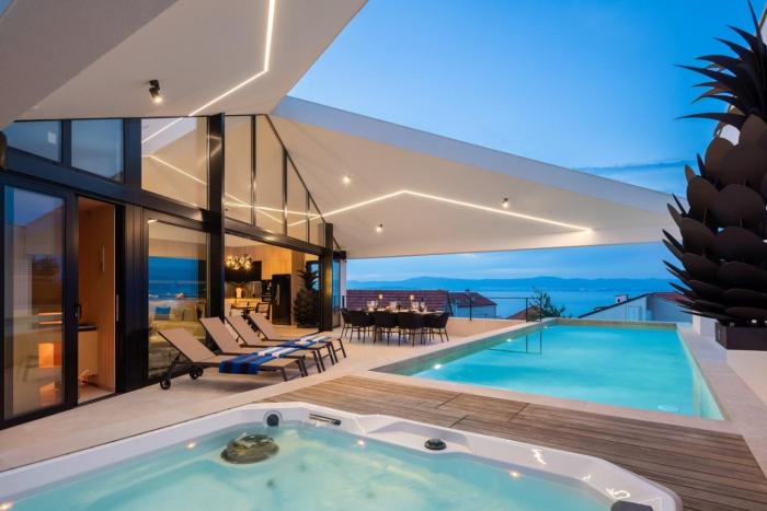 Luxury villa Sandorin Sutivan with heated pool, jacuzzi, sauna, gym