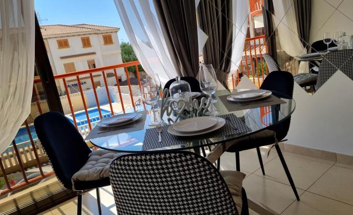 Sunny apartament near La Mata beach