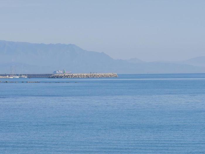 FUNNY FRIENDLY FISH HOLIDAY APARTMENTS