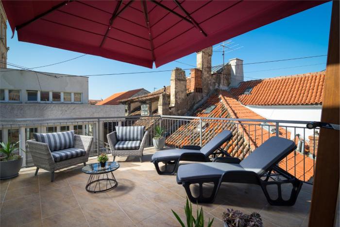 Palace Penthouse with Terrace in Split Centre Old Town