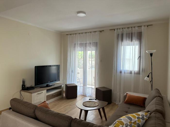 Tara Two Bedroom Apartment - Budva