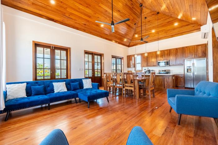 Closer to Heaven and The PoolClub at Mahogany Bay!