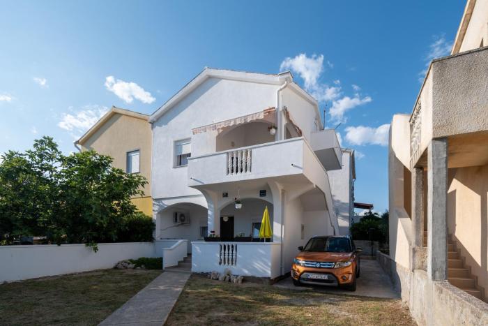 Apartments with parking space Povljana, Pag - 11516