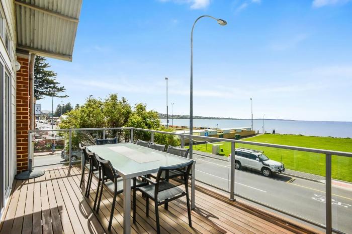 Stunning Townhouse on the Foreshore