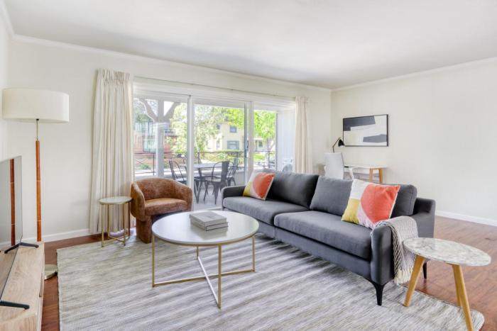 Palo Alto 2BR w WD Garden nr tech companies SFO-1016