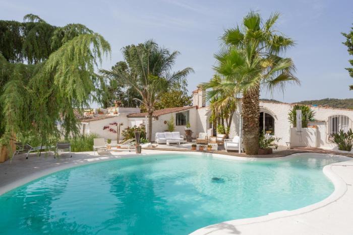 Le Rondini Solo Adultos - WeHost Costa Brava