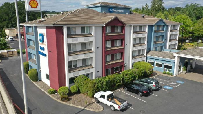 Best Western Lake Oswego Hotel & Suites