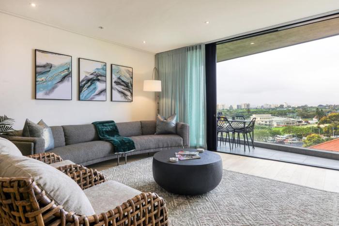 Tranquil Apartment on the Promenade