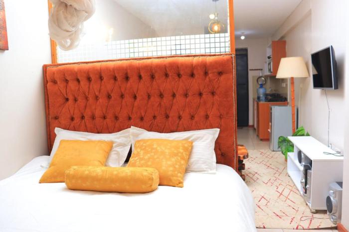Nairobi - Studio - Sleeps 2 - Parking - Airport