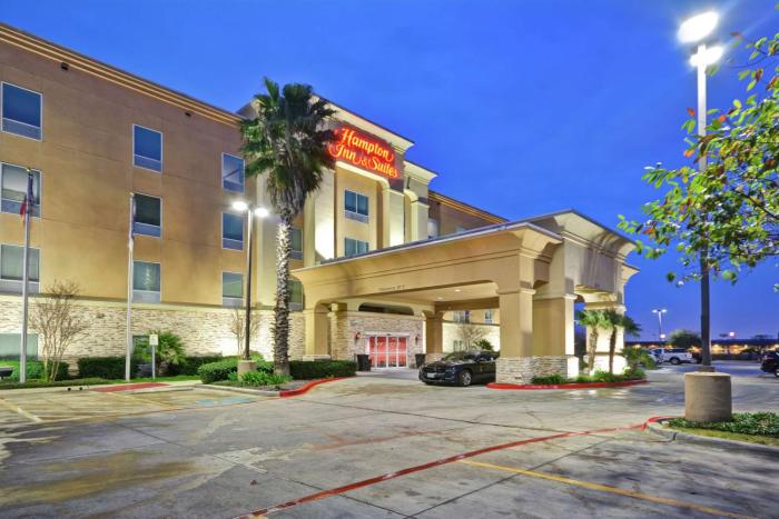 Hampton Inn & Suites San AntonioNortheast I-35