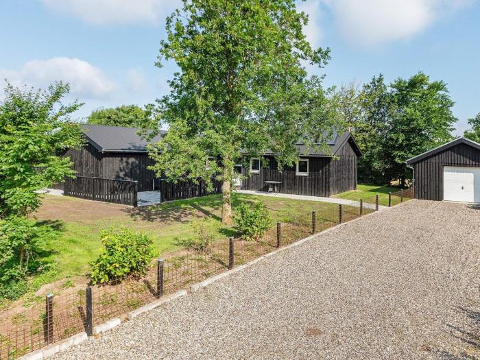 6 person holiday home in Løgstør
