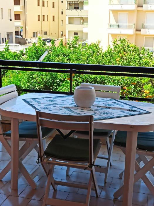 A 300 m dal mare: signorile e silenzioso