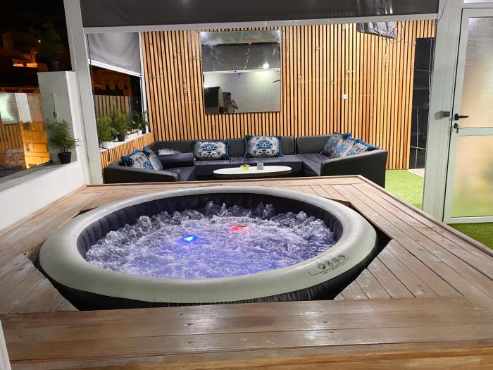 Appartement avec Terasse JACCUZI BARBECUE NETFLIX VUE SUR MER TOTALEMENT GRATUIT sans supplément