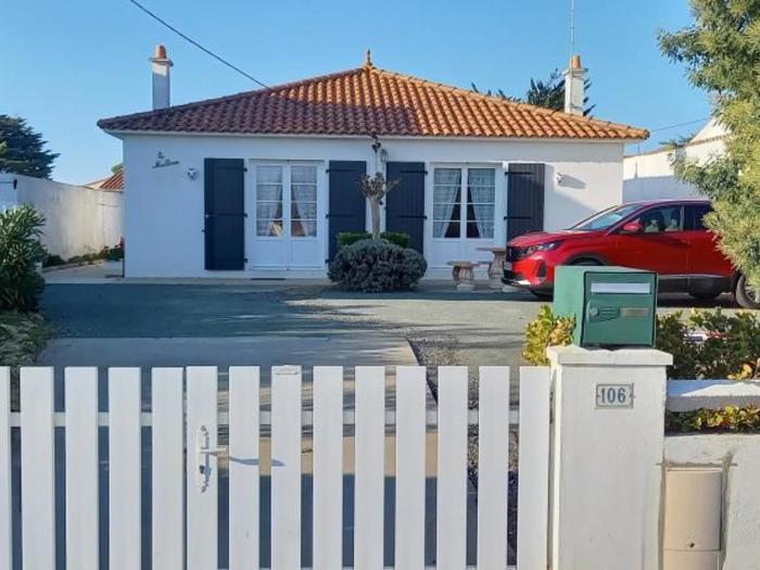 Maison spacieuse à Notre-Dame-de-Monts pour 6 avec parking privé - FR-1-540-223