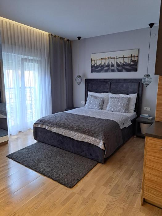 Apartmani Kameno Sidro