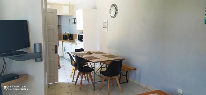 APPARTEMENT 100 Metres de la mer