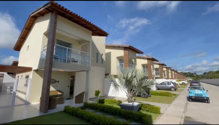 Casa em condomínio fechado