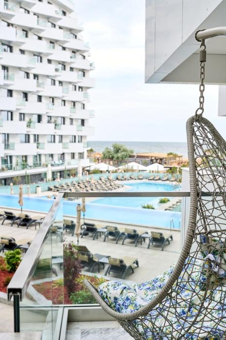 Infinity Summer Crib Beach Resort - parking