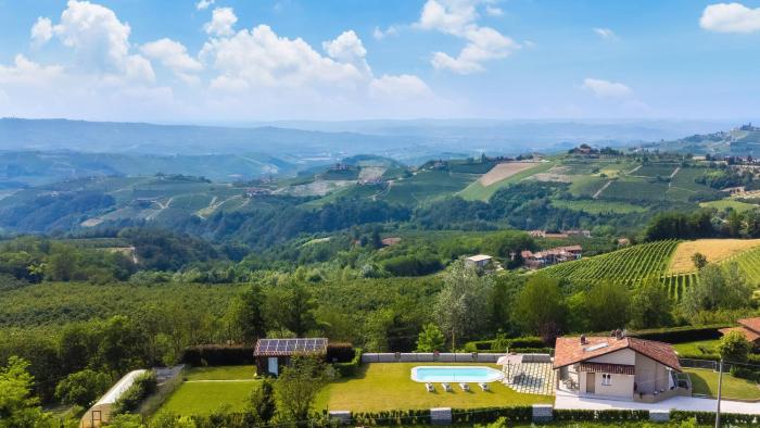 TRAMONTO ALBESE 4, Emma Villas