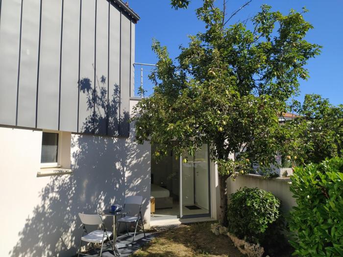 Belle Maisonnette avec jardin 2 pas du VIEUX PORT