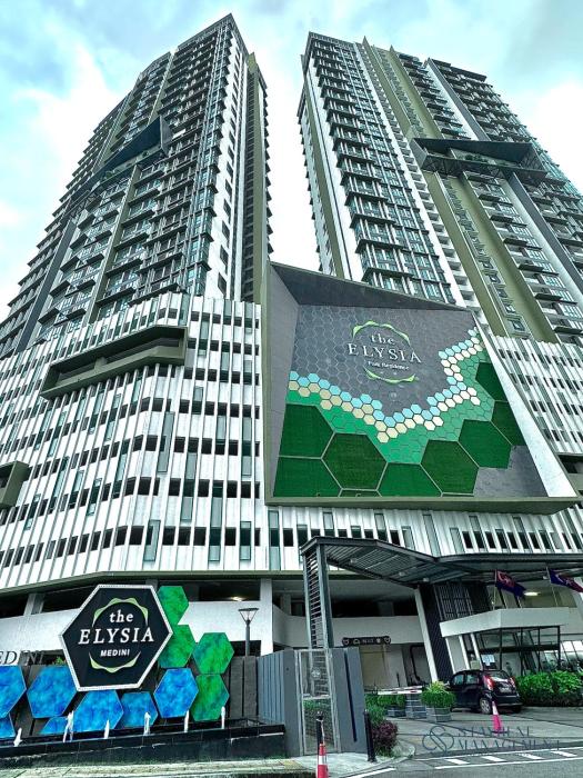 Elysia Park Residence Medini by Stayrene