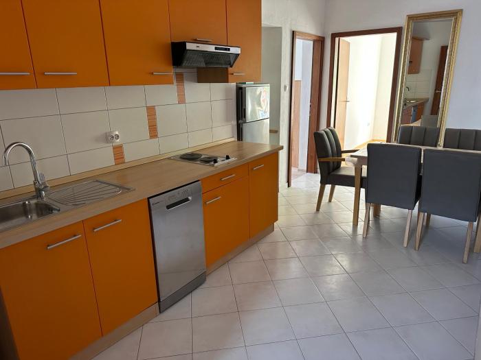 App 4 - 6 persons direct on the seaside, 1st floor