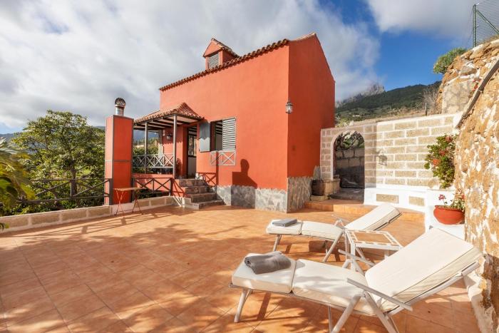 Mountain Getaway for Hikers 1