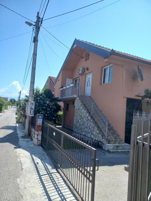 Hostel Dragana