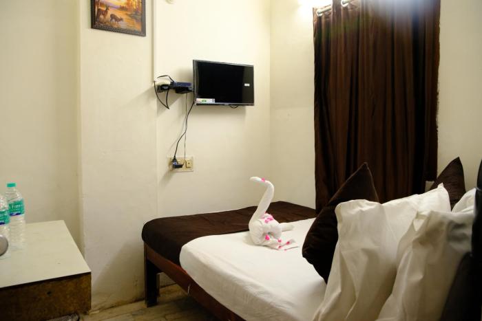 Aum Karthikeya Residency - Near Chennai Railway Station
