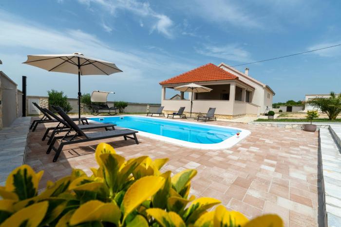 Villa Zrilic ZadarVillas
