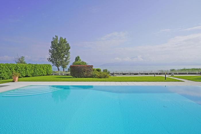 Il Porticciolo P1-12 by Wonderful Italy