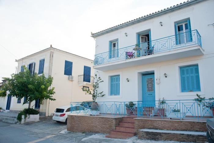 Aretis Captains House with Private Terrace