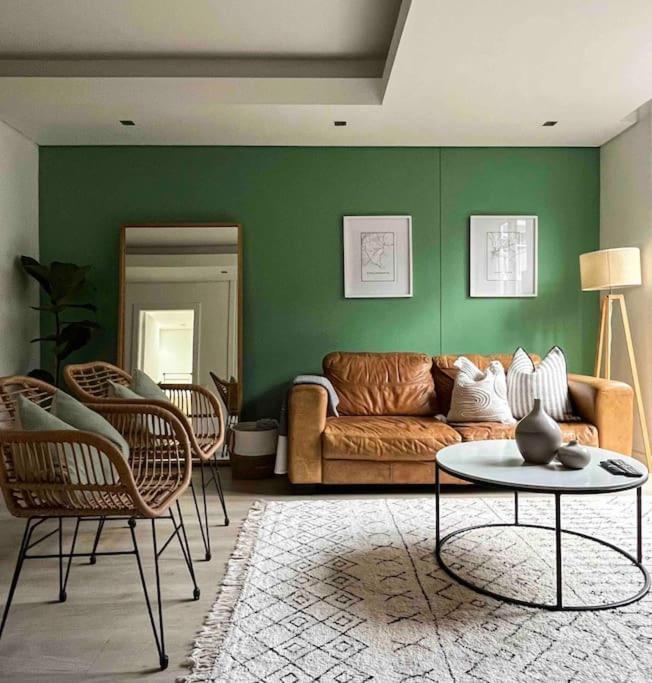 Stylish Bree Street Apartment - The Perfect Urban Getaway