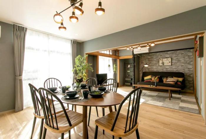 Secret House - 2 min to FuSe station -