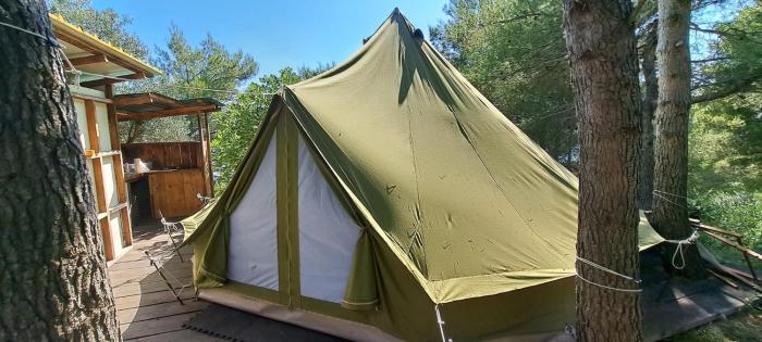 LJUBAC GLAMPING BELL TENT Robinson