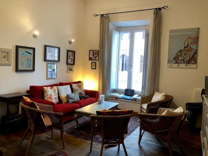 Large apartment in Rome city center