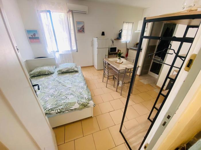 Le studio du Port donne une place pour la réserve africaine valable jusqua fin septembre