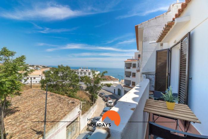 #008 T2 Tenis by Home Holidays