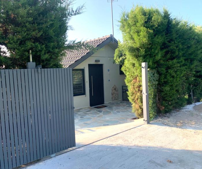 Coastal vista retreat