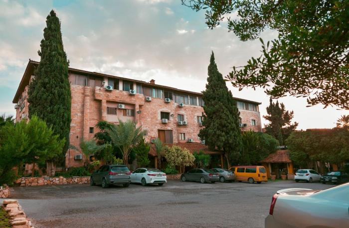 Al Joude Hotel فندق الجود